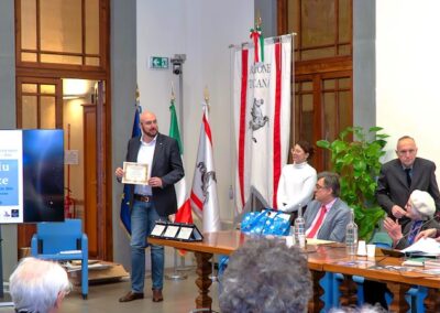 Presidenza della Regione Toscana: Cremonini riceve il 3° Premio Giglio Blu di Firenze